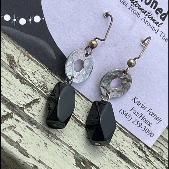 Stoned International Black Onyx Dangle Earrings 🌺 - Picture 9 of 15